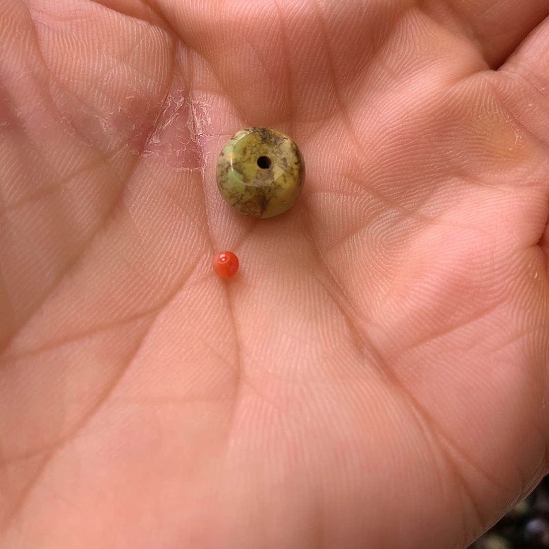 南红玛瑙未镶嵌珠宝奇石