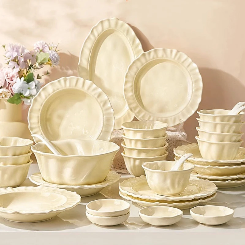 奶油风碗碟套装家用饭碗陶瓷汤面碗盘碗具乔迁碗筷盘子餐具套装