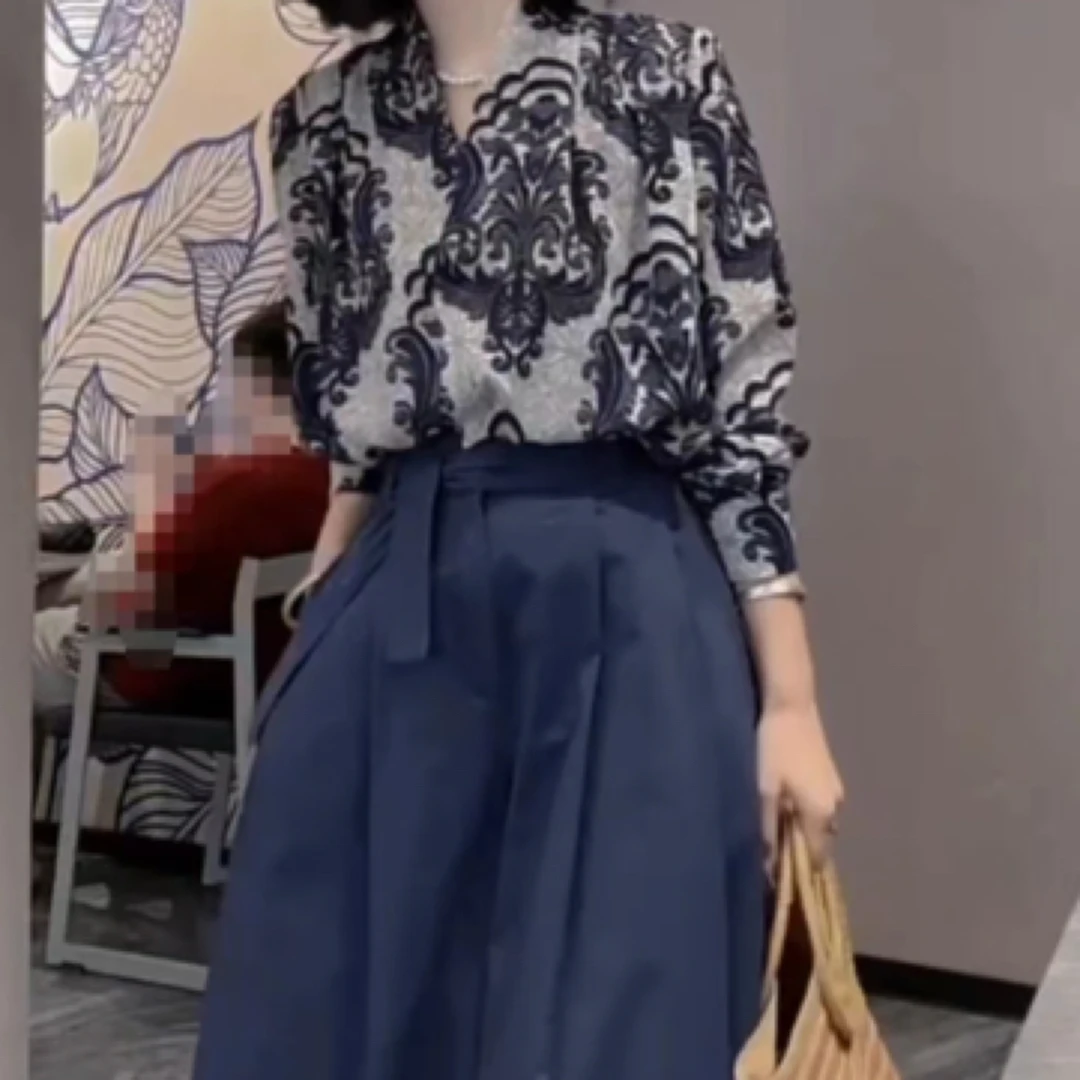 新款时尚上衣休闲裤子潮流百搭女装2