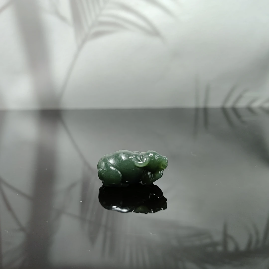 U和田玉牛气冲天吊坠1127