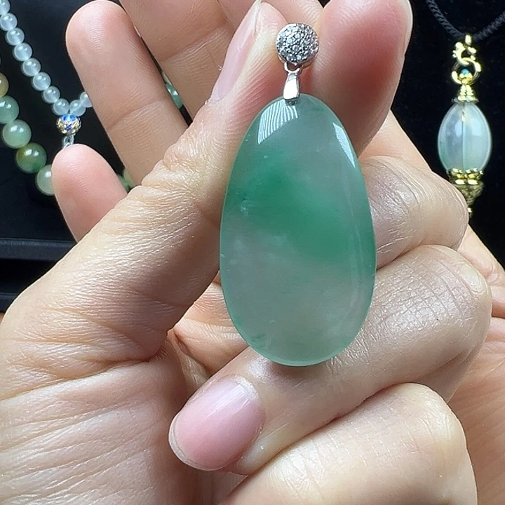 石英质玉银S925镀金镶嵌颈饰