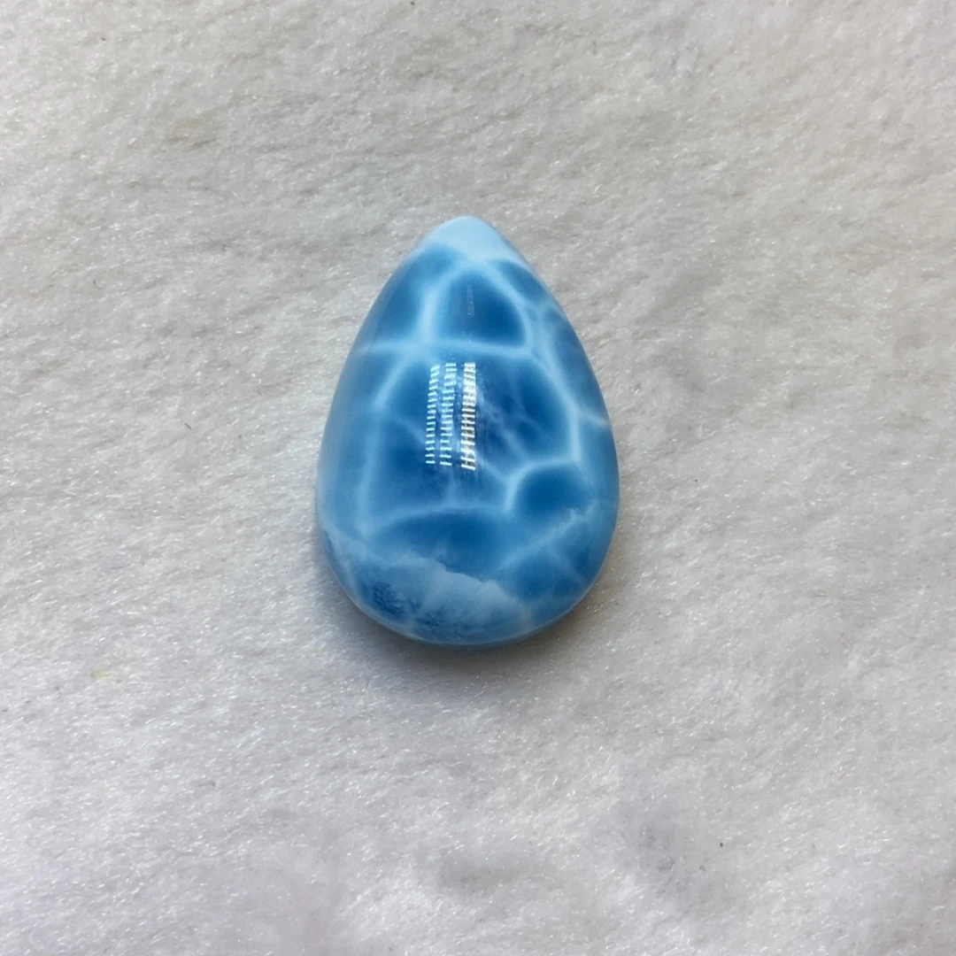 针钠钙石（海纹石）未镶嵌颈饰