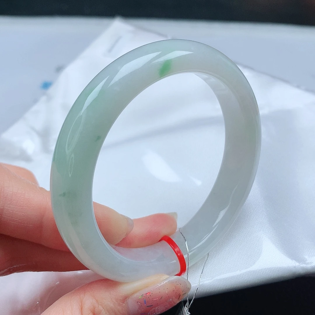 翡翠手镯未镶嵌53➕圈