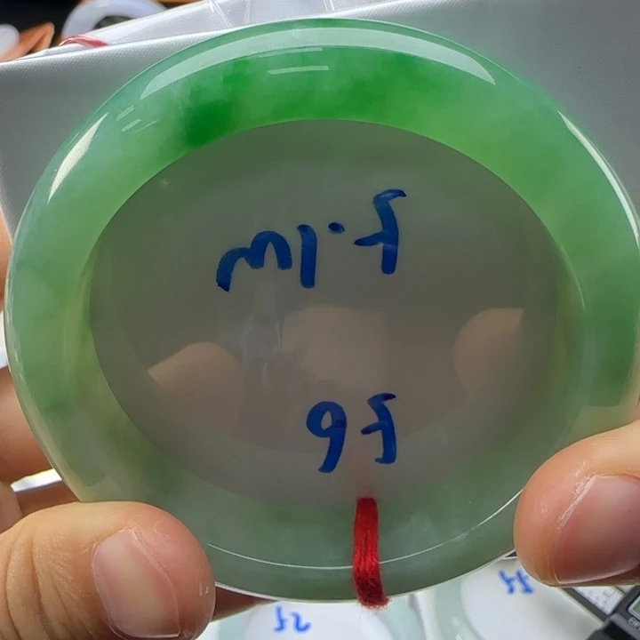 未镶嵌手镯翡翠翡翠手镯