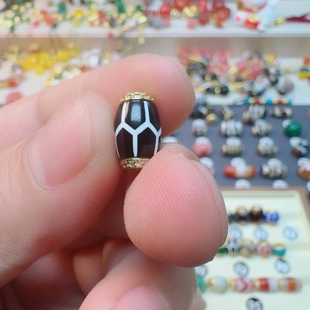 鑫***仔玛瑙/玉髓未镶嵌单珠