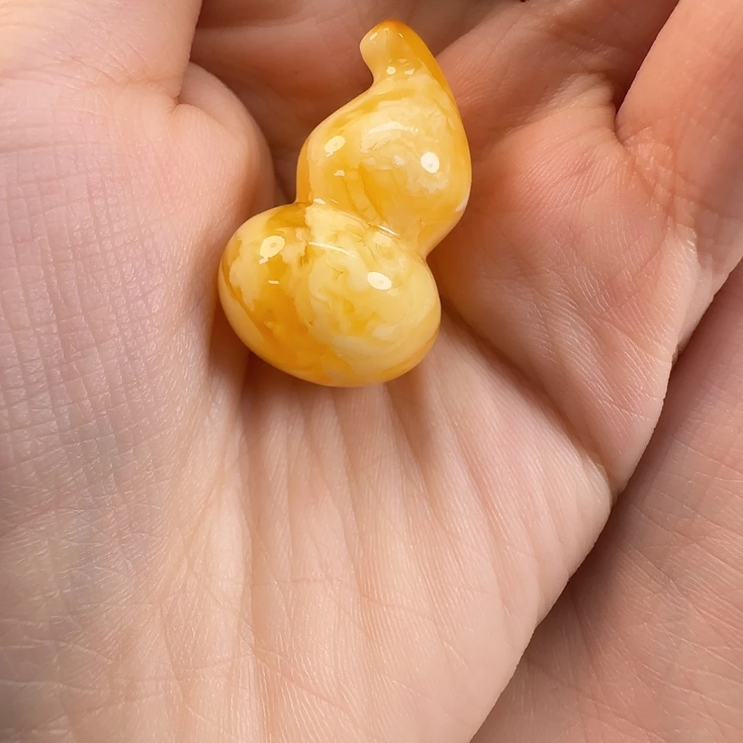 琥珀珠宝奇石未镶嵌微*