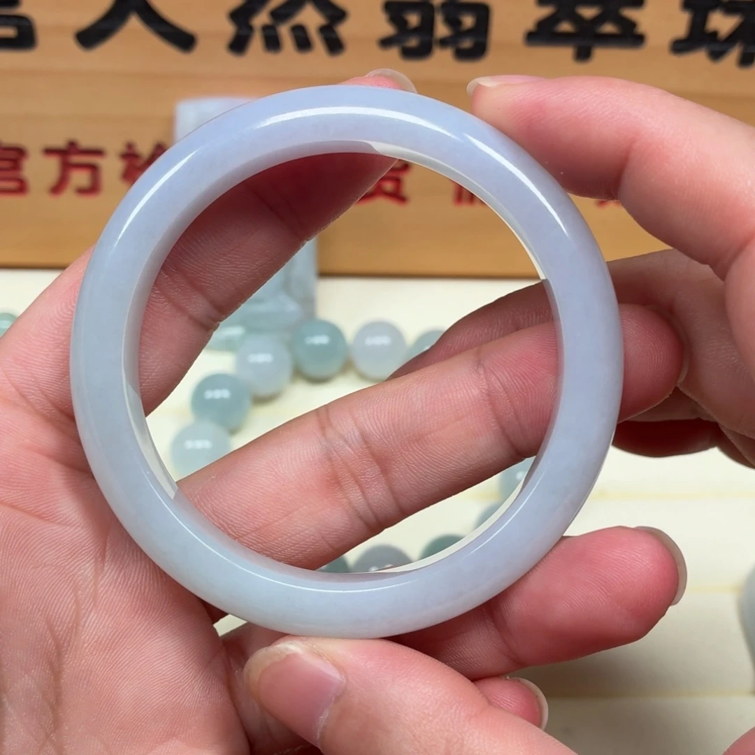 颈饰未镶嵌翡翠手镯圈口53.4