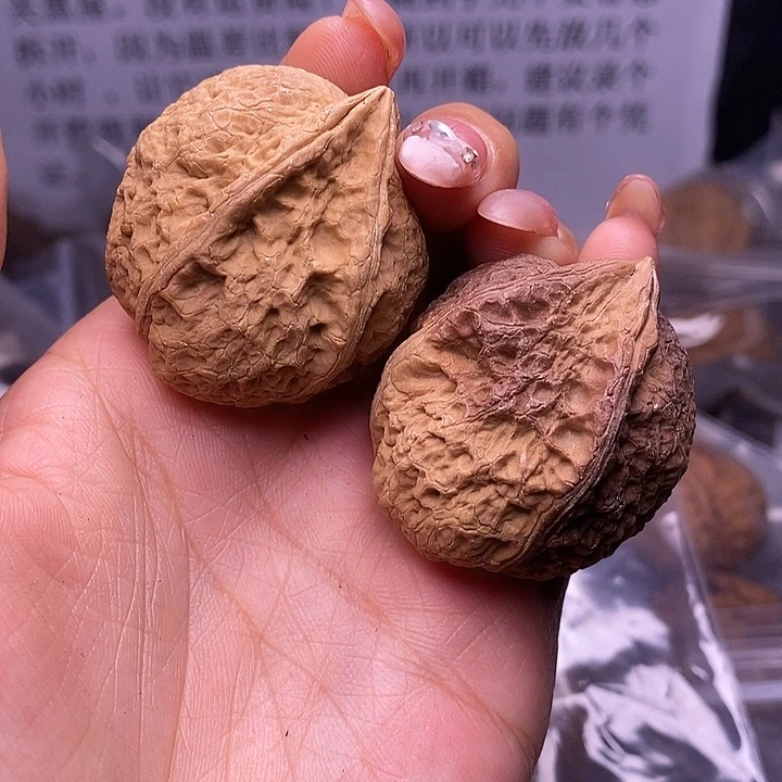 核桃云南野生铁核桃8号37mm