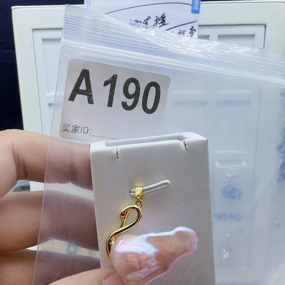 淡水珍珠合金颈饰