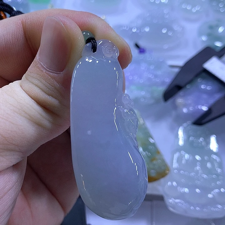 颈饰未镶嵌翡翠天然翡翠A货吊坠