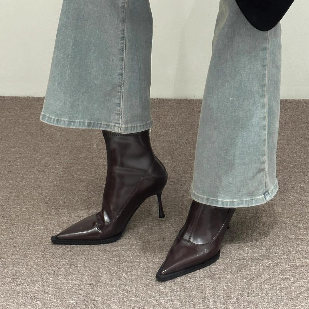 达芙妮旗下SHOEBOX/鞋柜秋冬新品瘦瘦靴~细跟高跟尖头气质软皮后