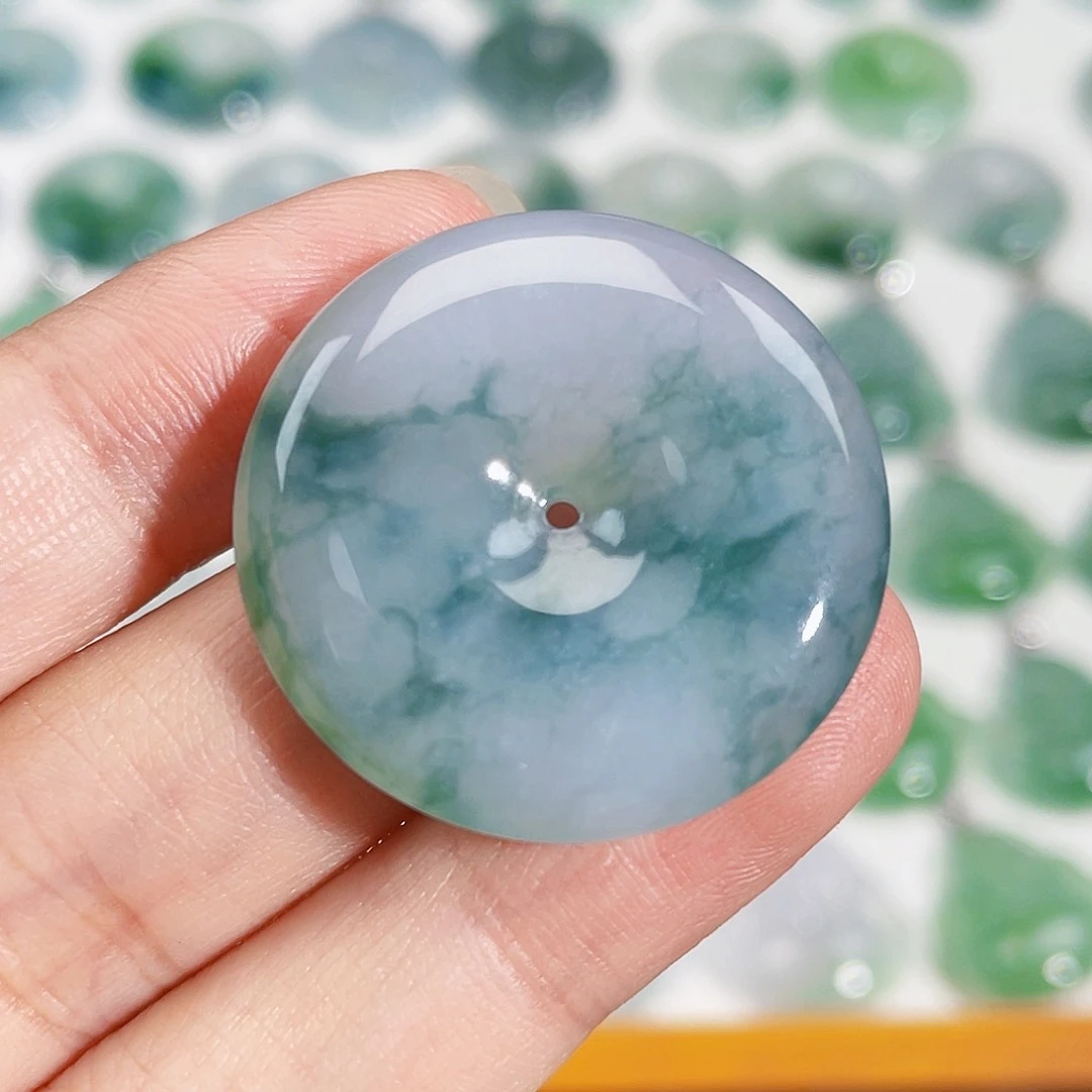 颈饰未镶嵌翡翠吊坠