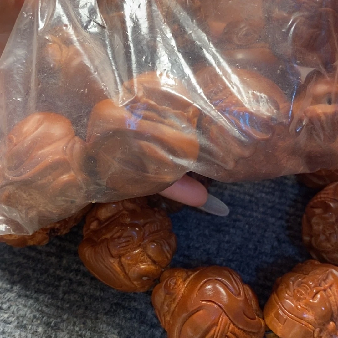 王***燕橄榄核手串/手链八宝财神3.8手持