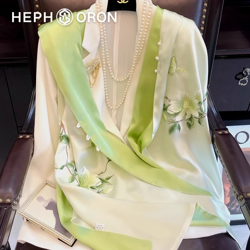 HEPHSORON苏绣丝巾浅绿色栀子花刺绣盘扣大披肩桑蚕丝丝巾礼盒装