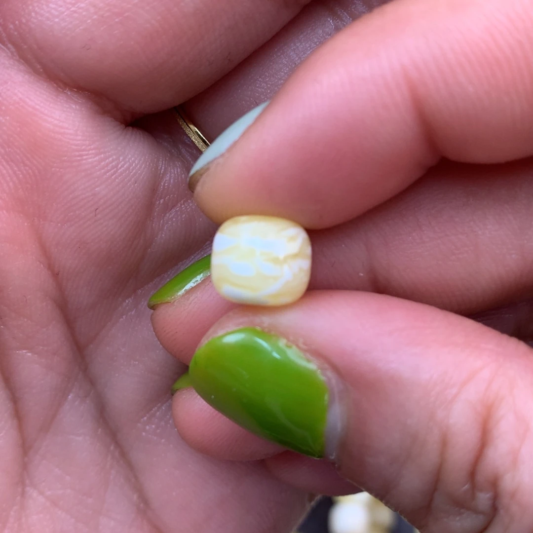 琥珀裸石未镶嵌o***o蜜蜡