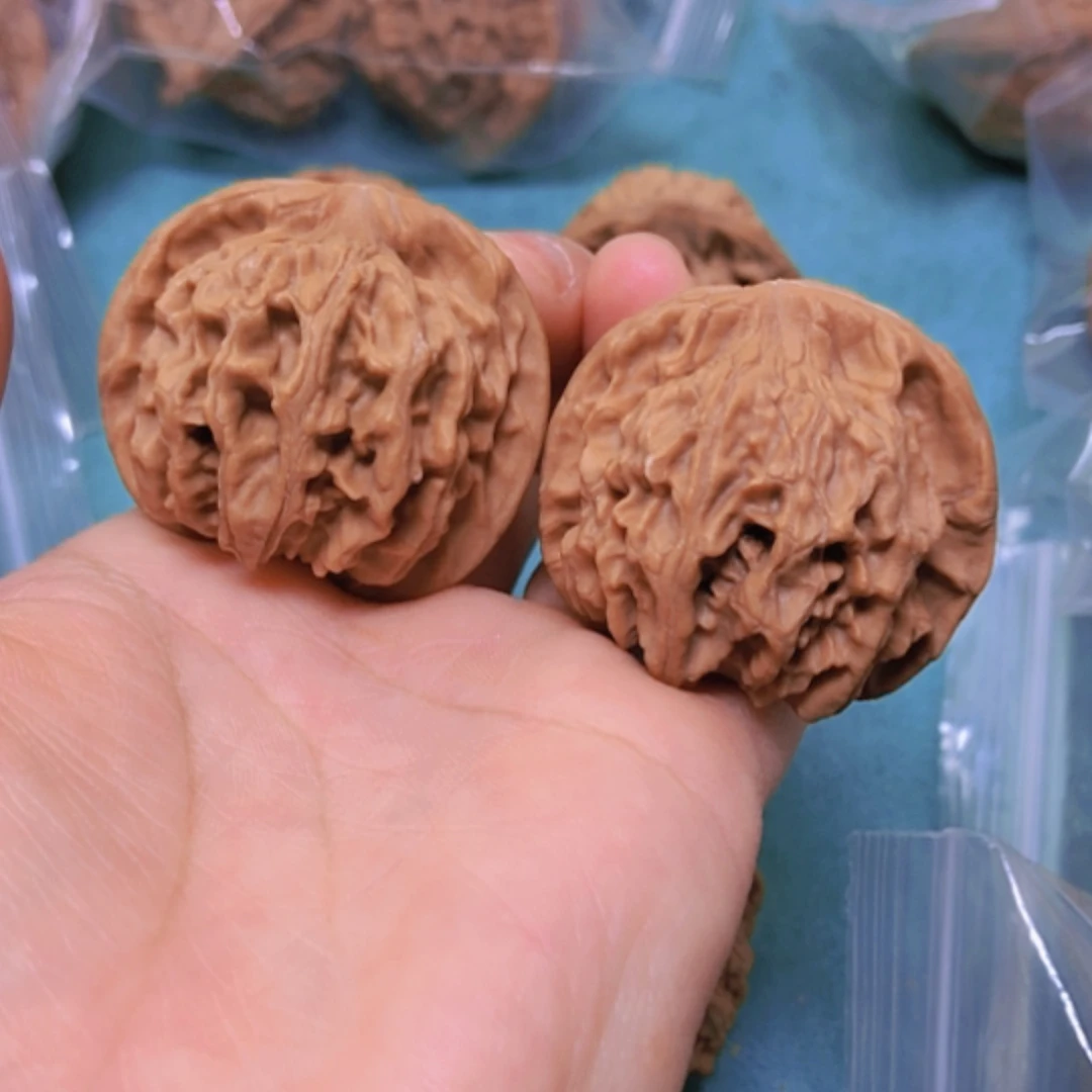 【闪购商品】摆件核桃41天地全品