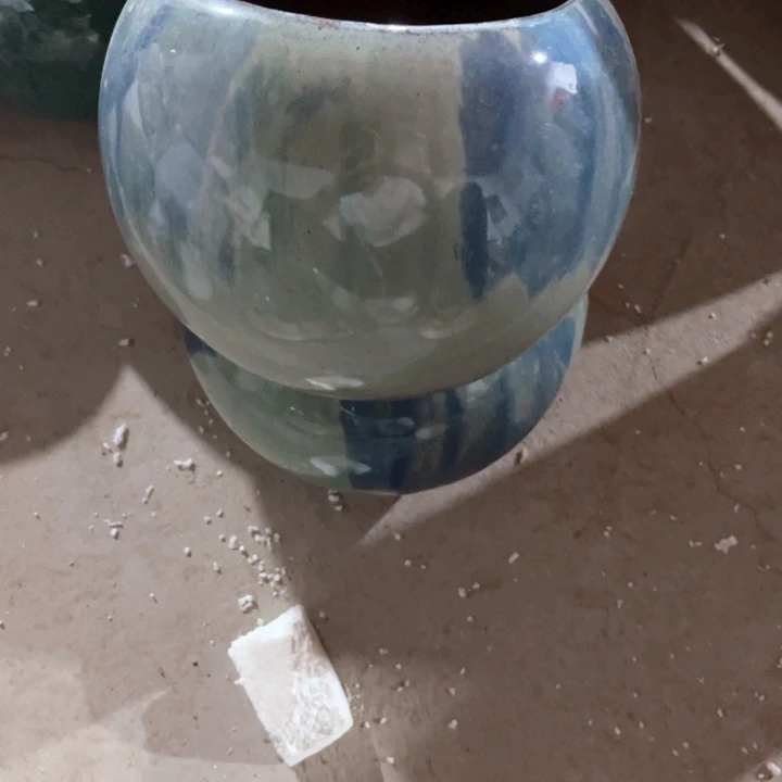 紫砂花盆口径15高度16两只正品