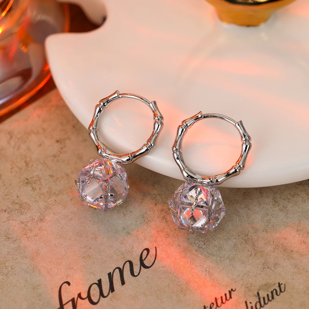 铜合金合成锆石耳饰 轻奢高级感小众锆石耳环H002