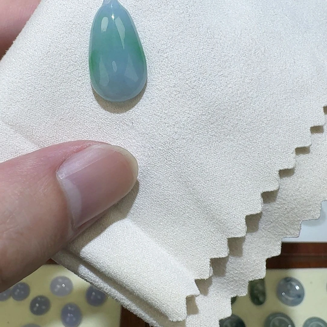 颈饰未镶嵌翡翠小瓜