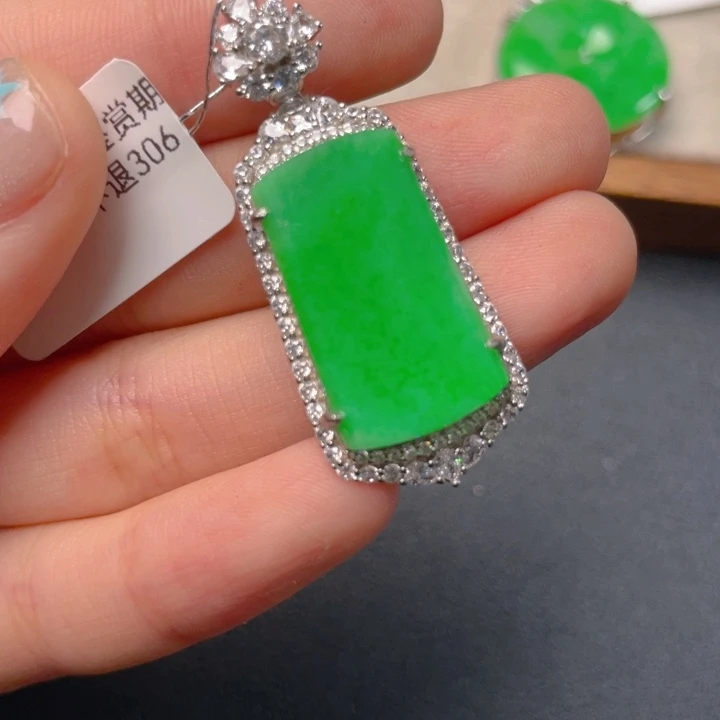 翡翠银S925镶嵌吊坠(不含链)b h j n j
