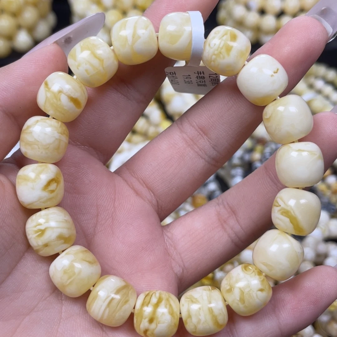 蜜蜡未镶嵌珠宝奇石12m