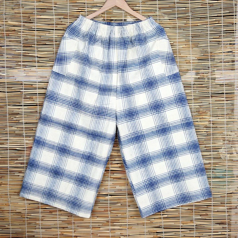 浅蓝色8分裤   120