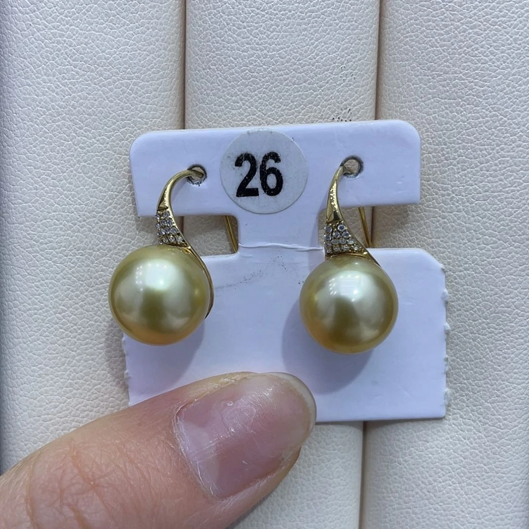 海水珍珠耳饰18K金镶嵌