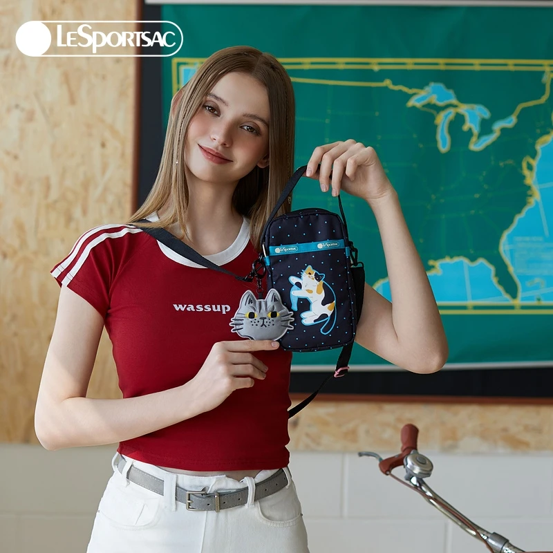 【商场同款】LeSportsac乐播诗菜菜篮子联名系列印花手机包斜挎包