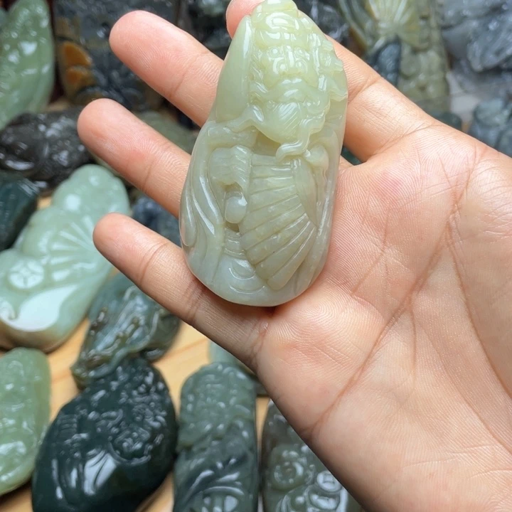 和田玉未镶嵌挂件