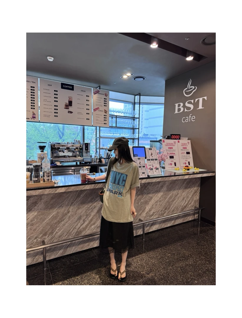 《韩国正品》NO退/大版字母T恤/1750