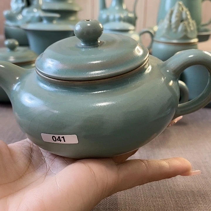 瓷片扁壶一一一一一一一一一微