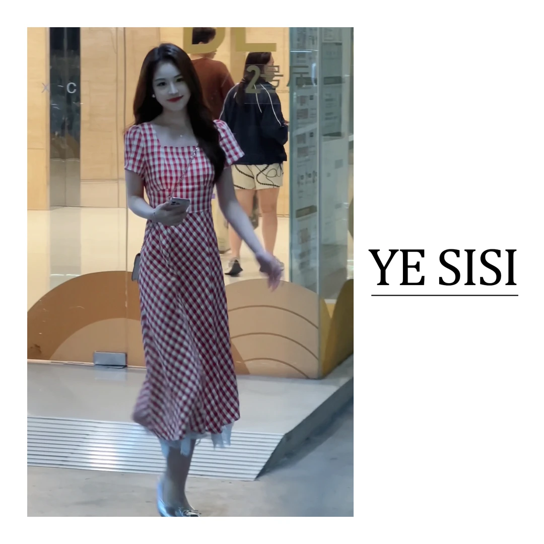 [YESISI]"樱桃桔梗"复古格子拼接蕾丝显瘦系带方领中长款连衣裙女