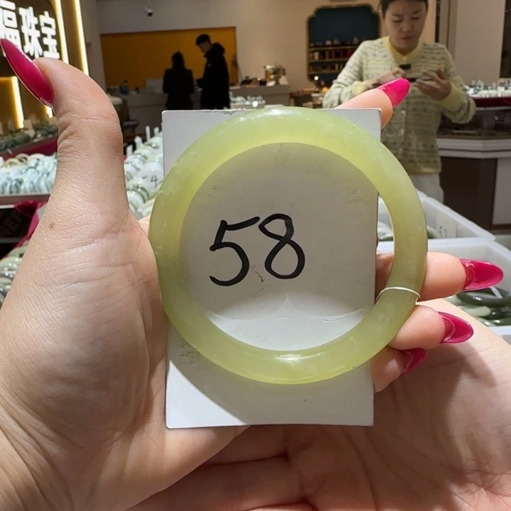 *****和田玉未镶嵌手镯679