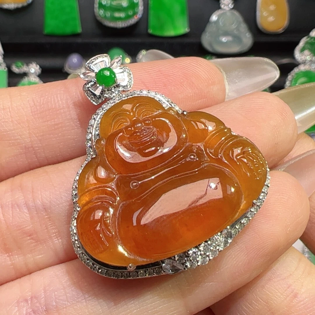 颈饰18K金镶嵌翡翠