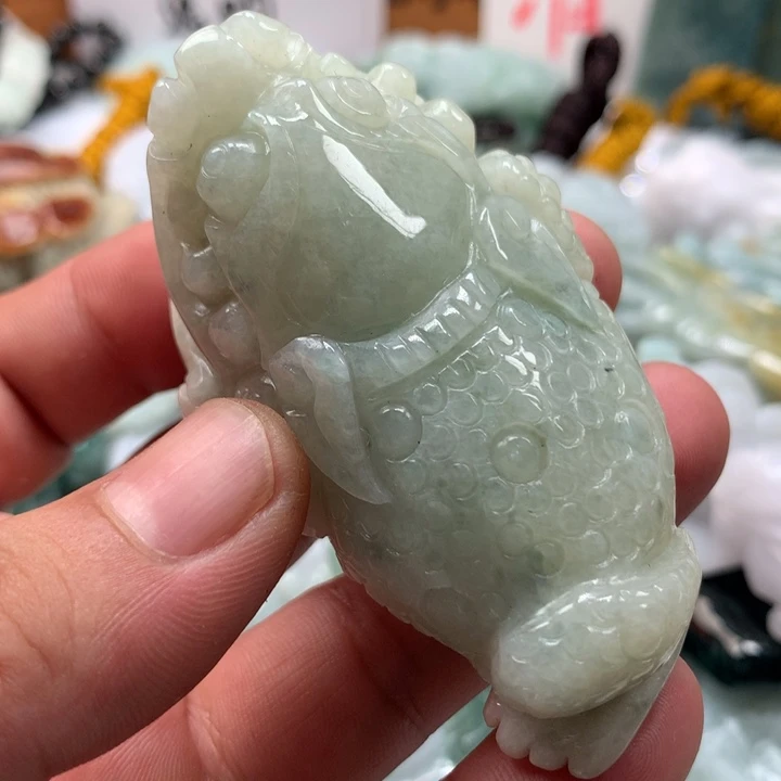 翡翠未镶嵌颈饰保真天然a货翡翠