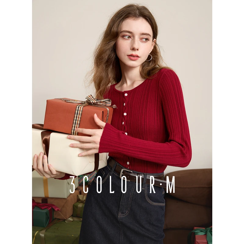 三彩2025春季新款新年红针织衫圆领毛衣开衫修身正肩长袖复古女M