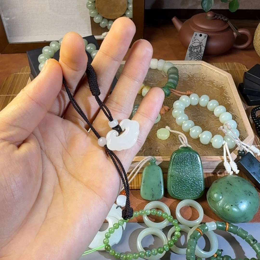 和田玉未镶嵌手链