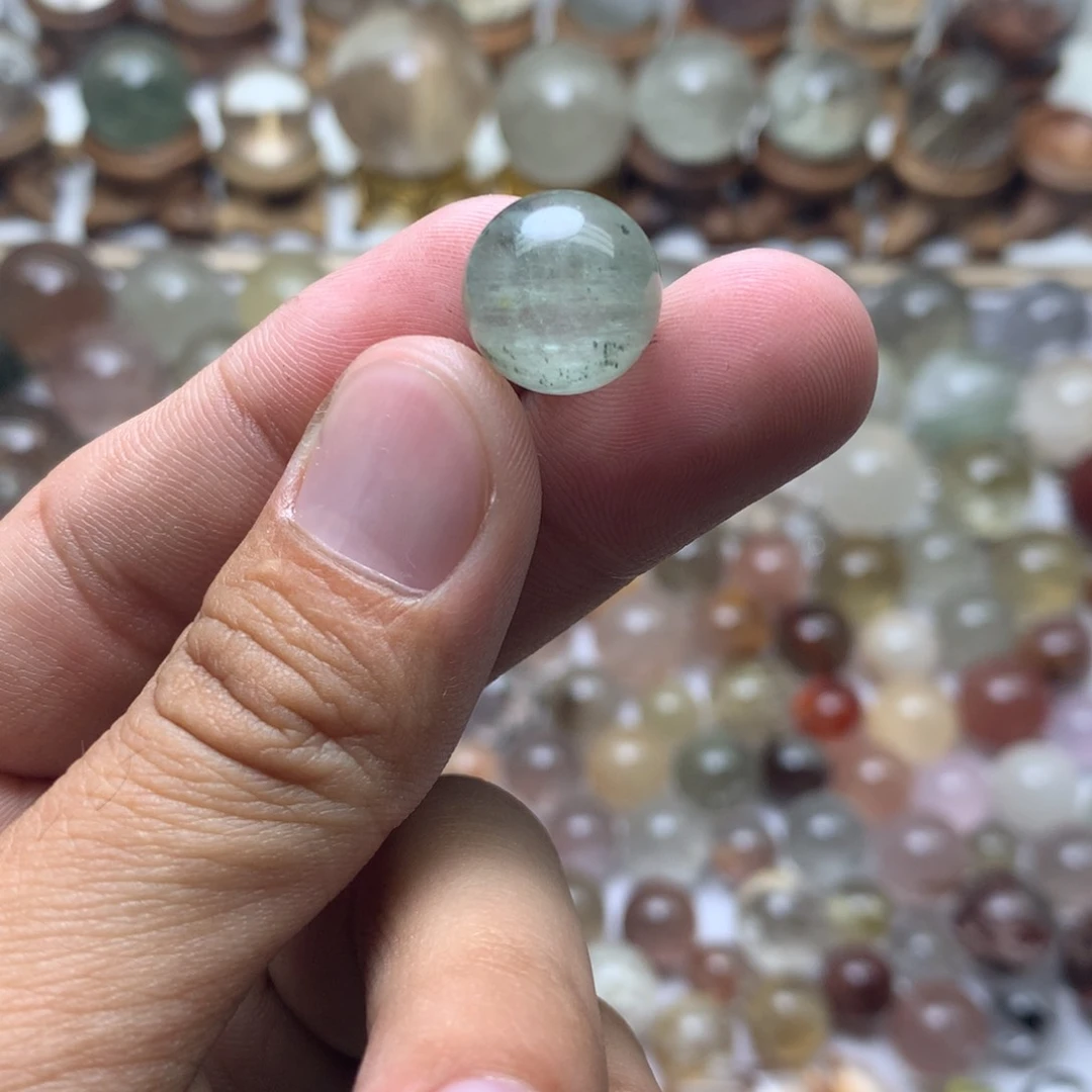 水晶珠宝半成品未镶嵌绿幽灵球