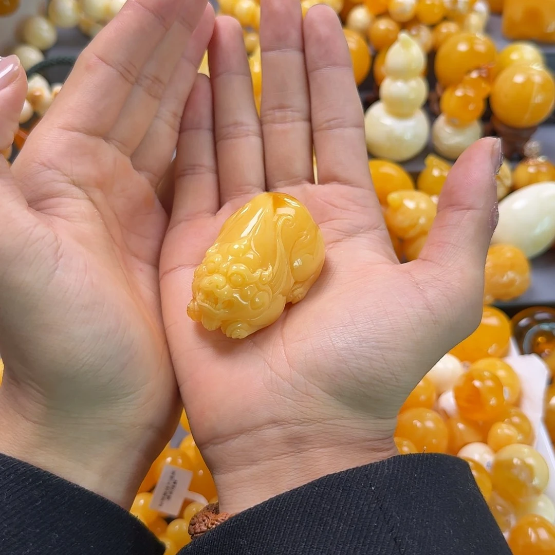 琥珀珠宝奇石未镶嵌貔貅