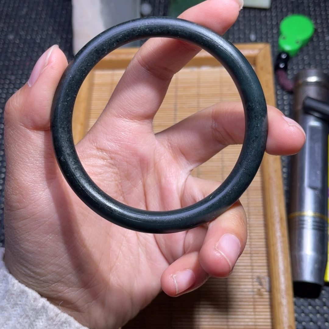 未镶嵌和田玉珠宝半成品