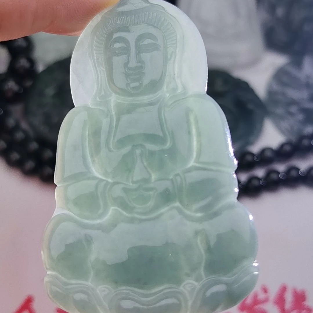 翡翠颈饰未镶嵌天然的A货翡翠多样性发货