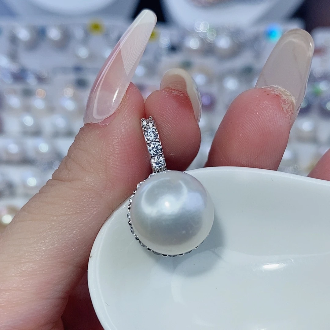 合金淡水珍珠颈饰