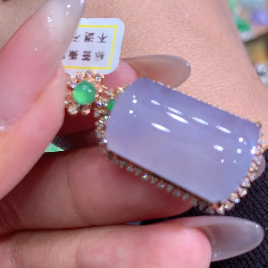 翡翠吊坠(赠链)18K金镶嵌