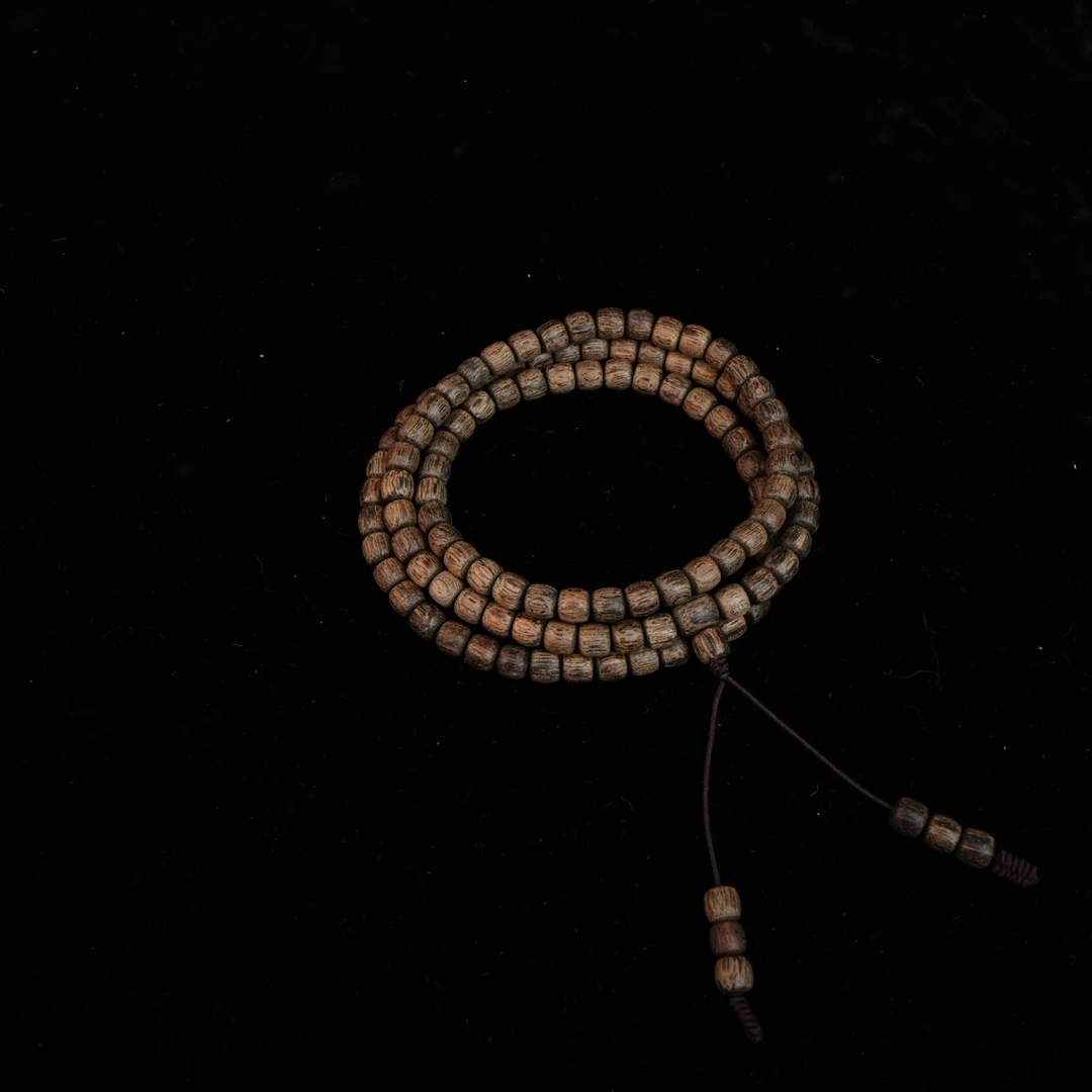 4821斯里兰卡土沉沉香软油9分沉老型珠0.5x0.5cm 11.25g