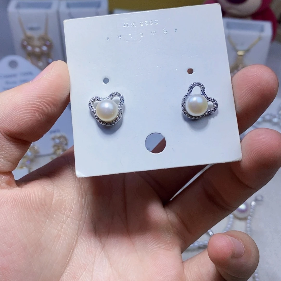 未镶嵌淡水珍珠耳饰