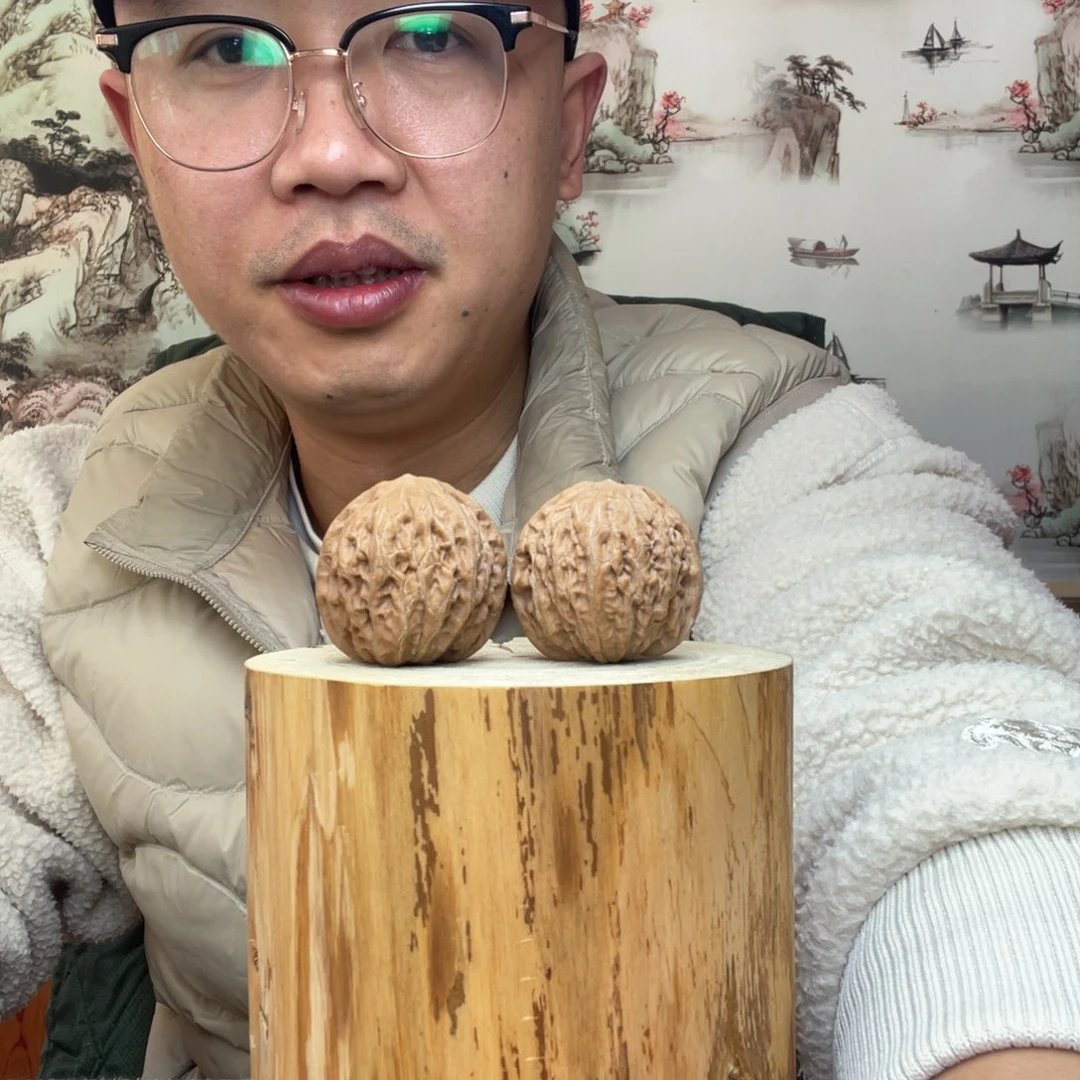 文玩核桃把件铁锤