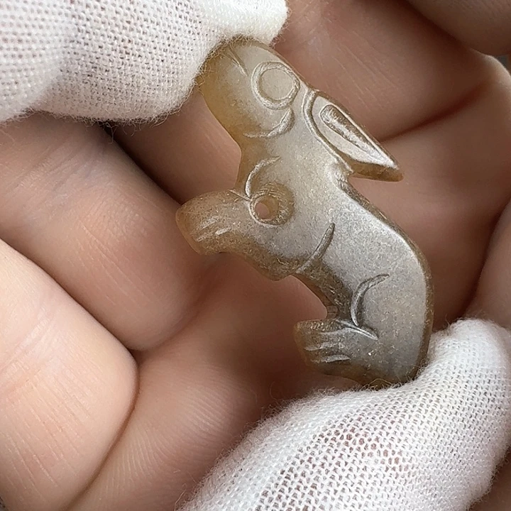 和田玉挂件未镶嵌微****酸