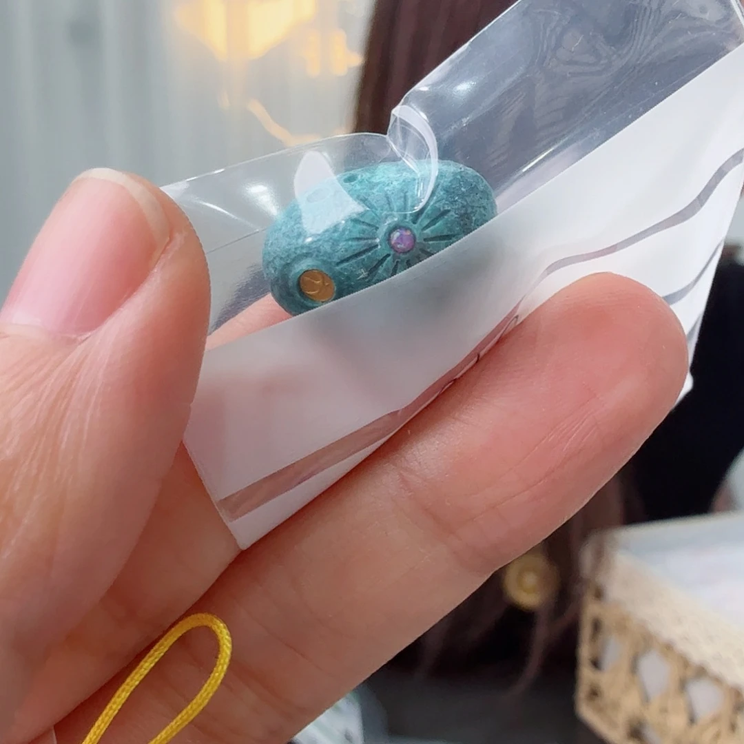 B***l绿松石未镶嵌珠宝奇石