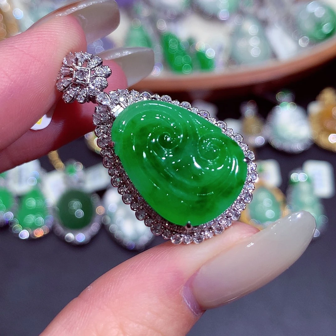 翡翠18K金镶嵌吊坠(不含链)