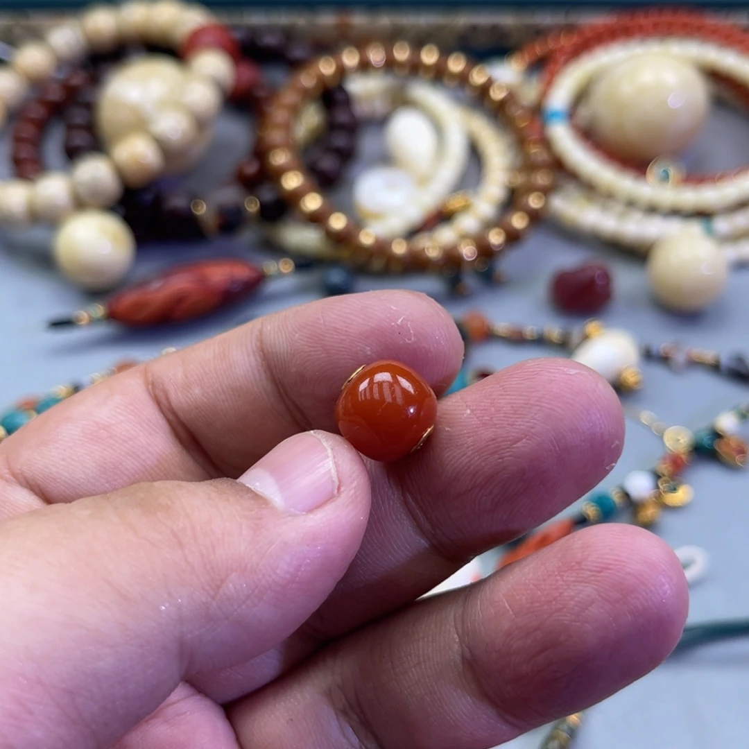 南红玛瑙18K金镶嵌珠宝奇石28